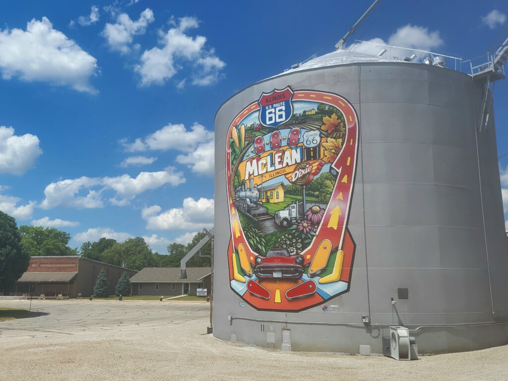 Retro Pinball mural Mclean Illinois