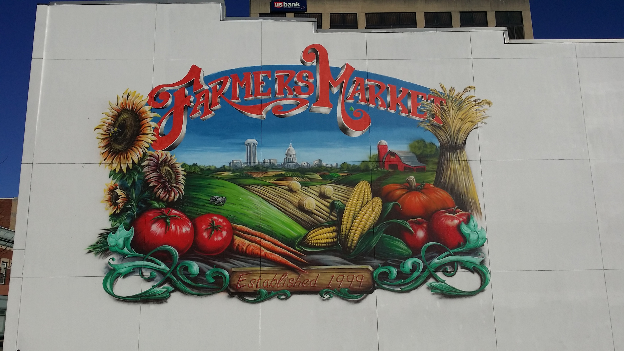 farmers market mural downtown springfield illinois mural painter troy freeman freesky studios