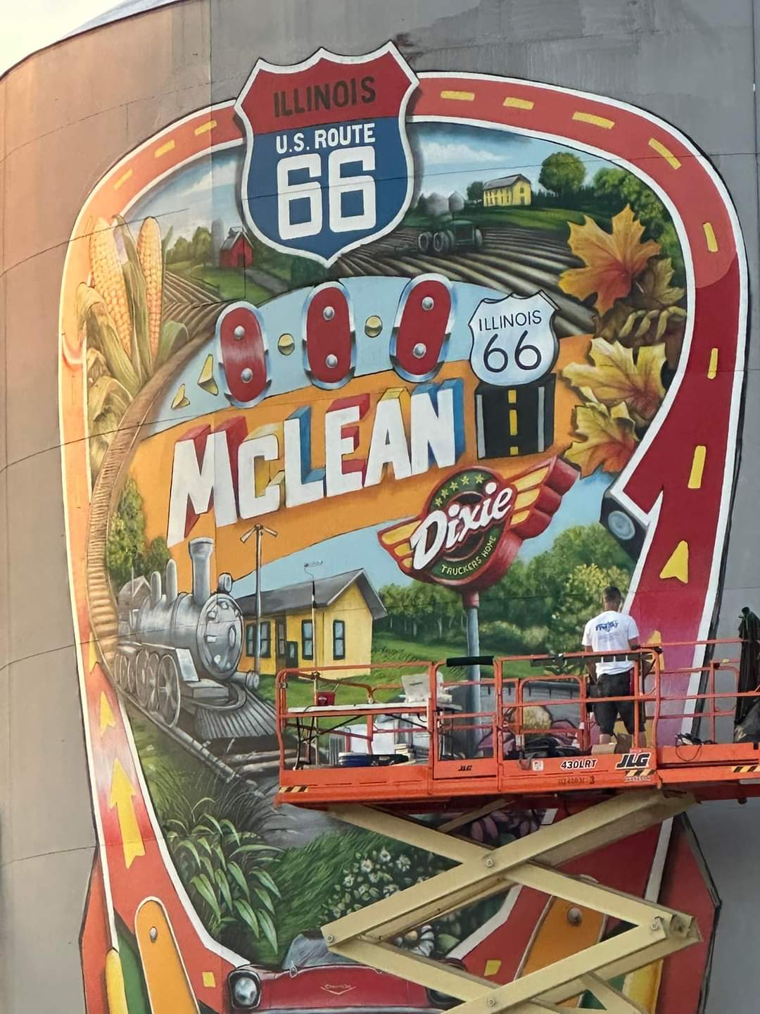 Retro Pinball mural Mclean Illinois